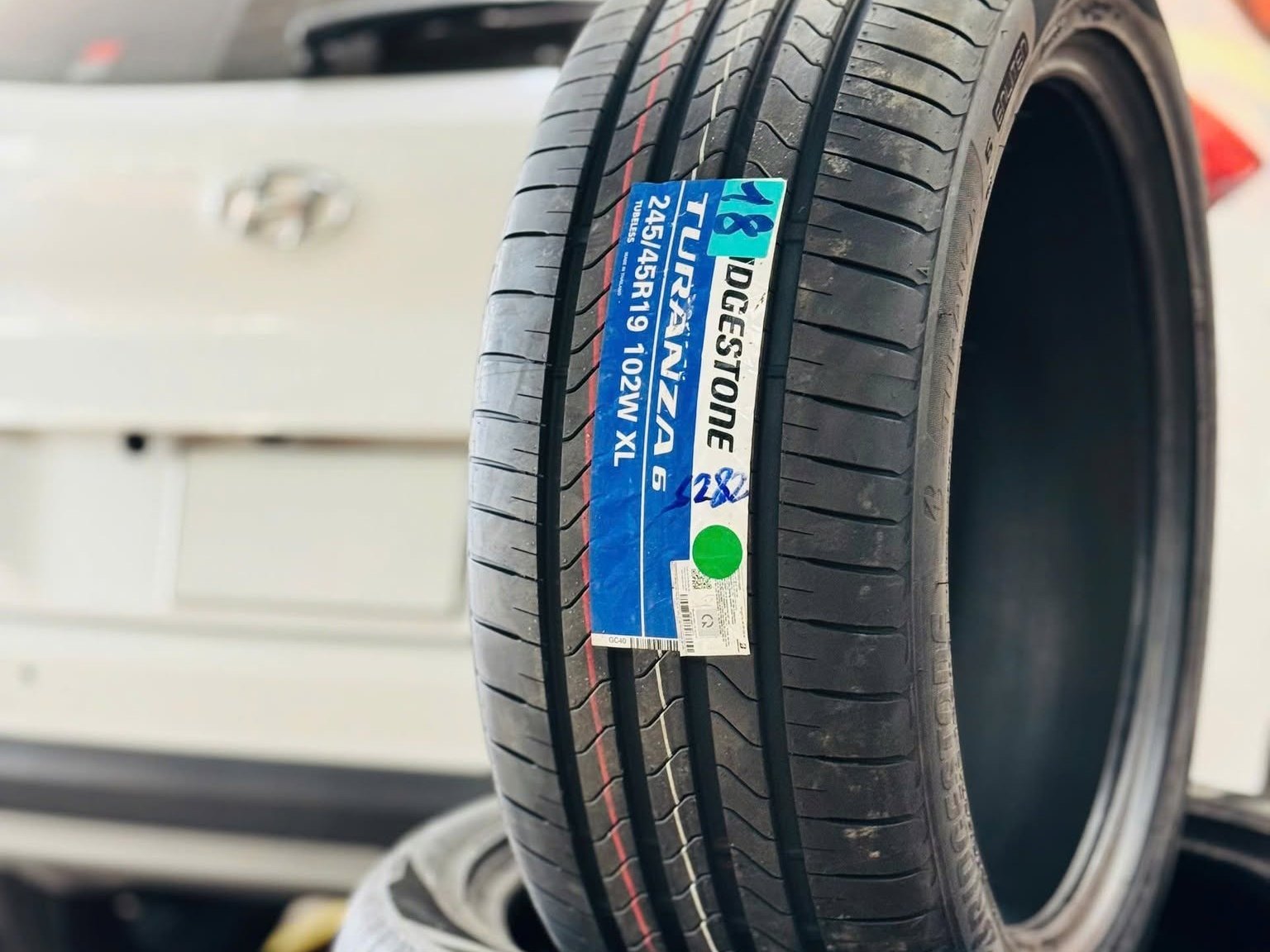 Tem lốp Bridgestone Turanza 6 245/45R19 102W XL