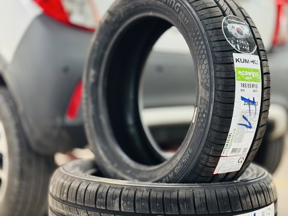 Tem lốp Kumho Ecowing ES31 185/55R15 82H